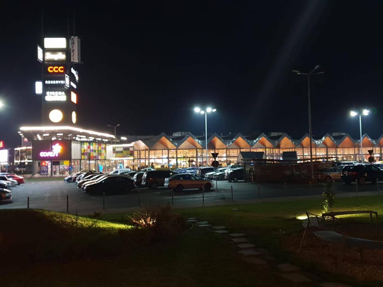 Studio Coresi Mall ブラショフ エクステリア 写真